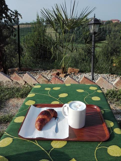A Casa Di Anna Bed & Breakfast Vaglio Serra Eksteriør bilde